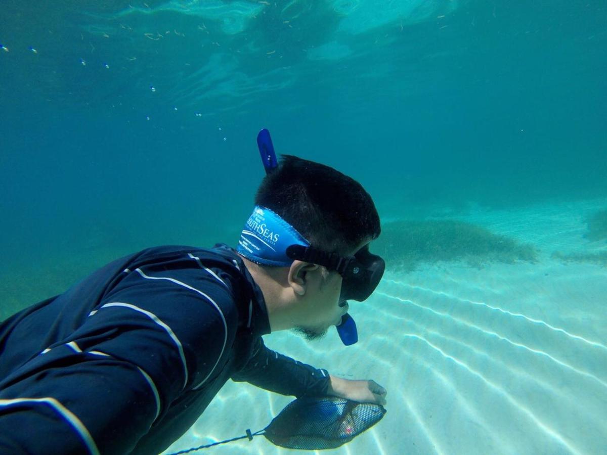 Southseas Beach Resort And Dive Center Сантандер Екстериор снимка