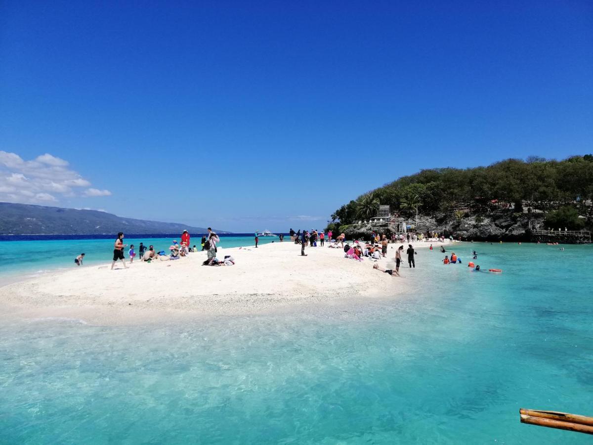 Southseas Beach Resort And Dive Center Сантандер Екстериор снимка